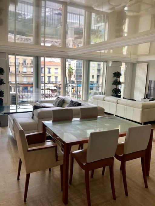 "Le Cadre Royal" Appartement De Standing Sur Quai Avec Parking Сет Екстериор снимка
